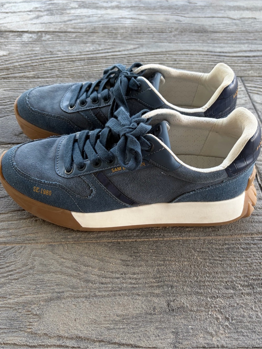 Sam Edelman Womens Navy and Tan Low-Top Lace-Up Sneakers 9.5